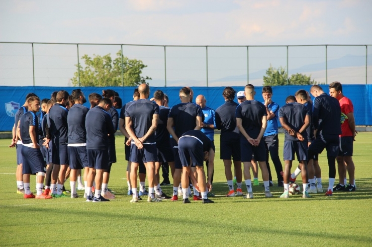 Muzaffer Bilazer: “Sezona Her Anlamda Sağlıklı Bir Şekilde Başlamak İstiyoruz”