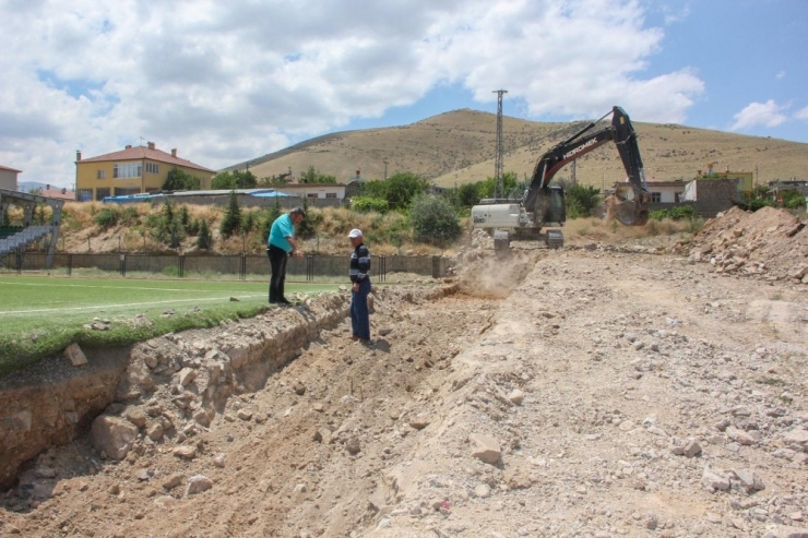 Yahyalıspor Stadına Kavuşuyor
