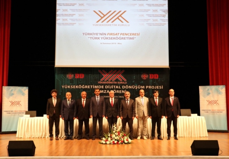 Rektör Durmuş, Türkiye’nin Fırsat Penceresi: Türk Yükseköğretimi Toplantısına Katıldı