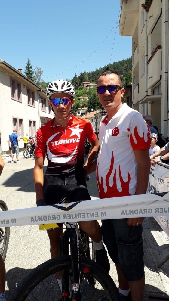 Sırbistan Dostluk Yarışından 3 Madalya