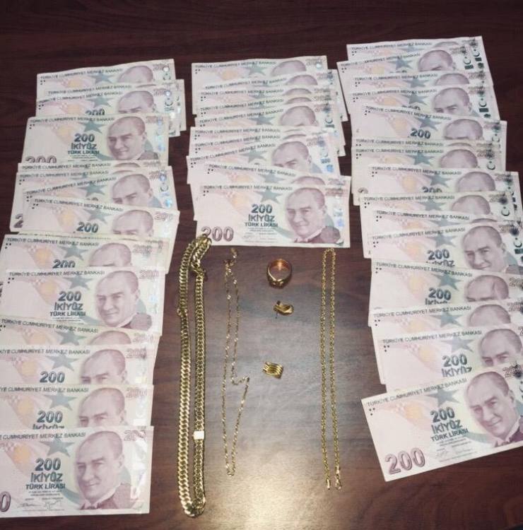 Misafirliğe Gittiği Evi Soydu