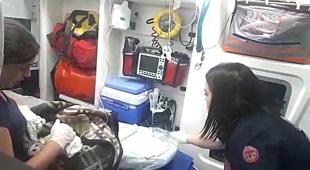 Edremit’te Polis İğne İle Kuyu Kazdı, Anneyi Buldu