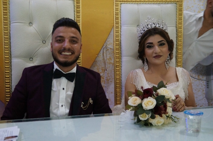 Babasından Sonra Oğlunun Da Nikahını Kıydı