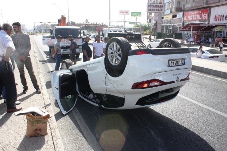 Diyarbakır’da Trafik Kazası: 5 Yaralı