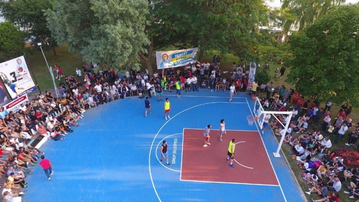 3. Berkay Akbaş Sokak Basketbol Turnuvası Sona Erdi