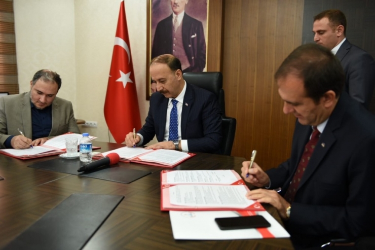 Katar’dan Şanlıurfa’ya Okul Desteği