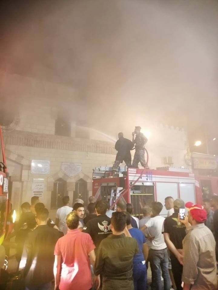 Ürdün’de Tarihi Camide Yangın