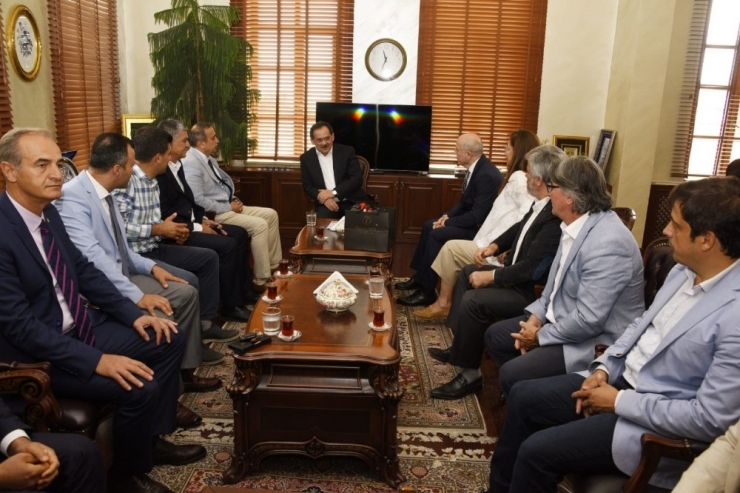 Demir: “Samsunspor’a Desteğimiz Sürecek”