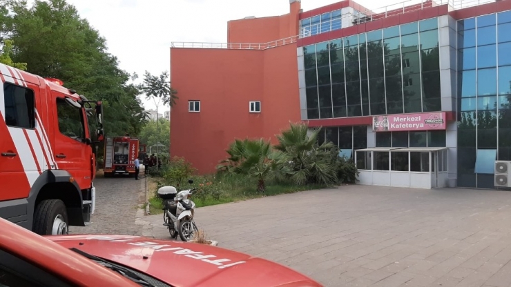 Adıyaman Üniversitesinde Korkutan Yangın