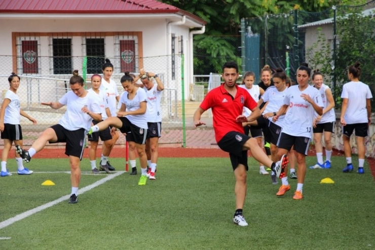 Beşiktaş Kadın Futbol Takımı Osmaneli’nde