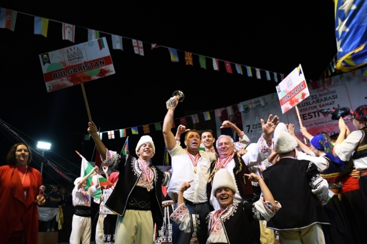 "Altın Mobilya" Bulgaristan’ın