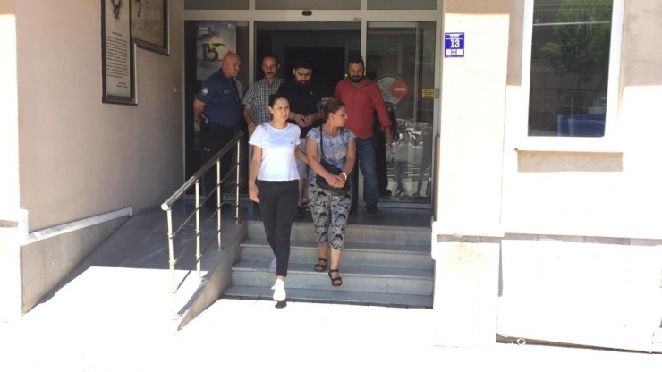 Çanakkale’de Hırsızlık Suçundan 4 Şüpheli Yakalandı