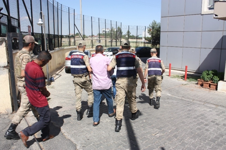 Suriye Uyruklu Kadını Öldüren Zanlılar Adliyeye Sevk Edildi