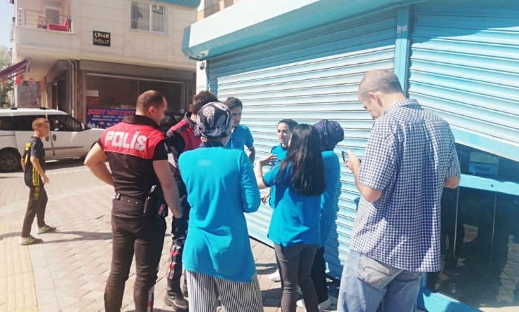 Hırsızlık Şüphelilerini Market Çalışanları Suçüstü Yakaladı