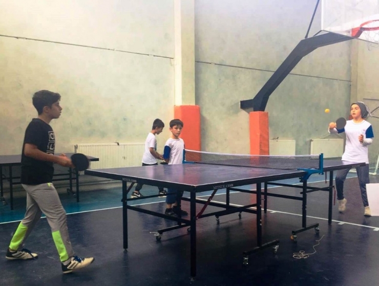 Hisarcık’ta 4 Branşta Yaz Spor Okulu Açıldı