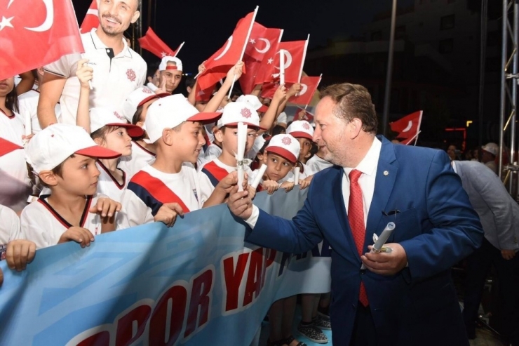 Karesi Belediye Spor’da Mezuniyet Coşkusu