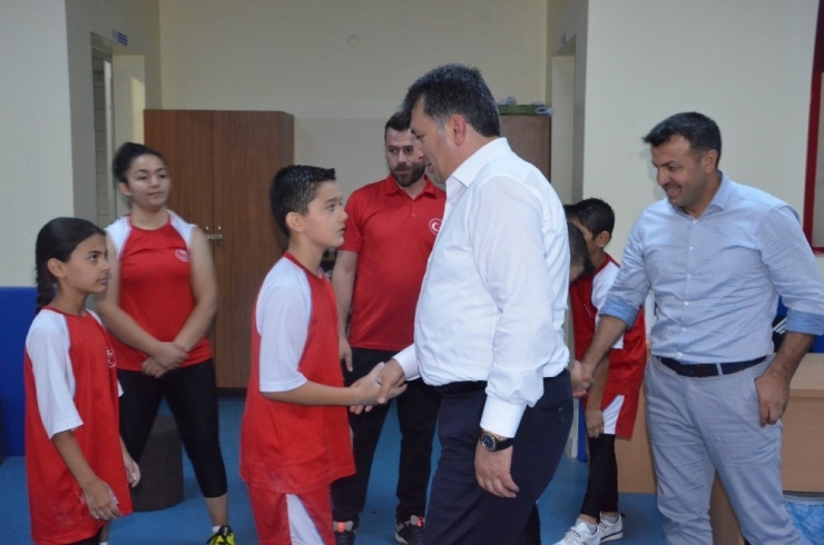 Haltercilere Malzeme Yardımı Yapıldı