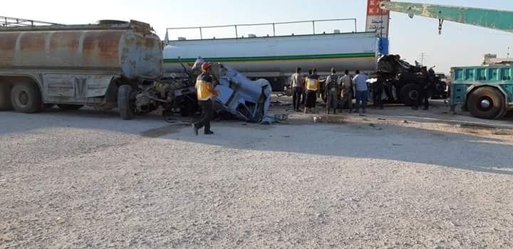 Türkiye Ve Suriye Plakalı Tırların Çarpışma Anı Kamerada: 2 Yaralı