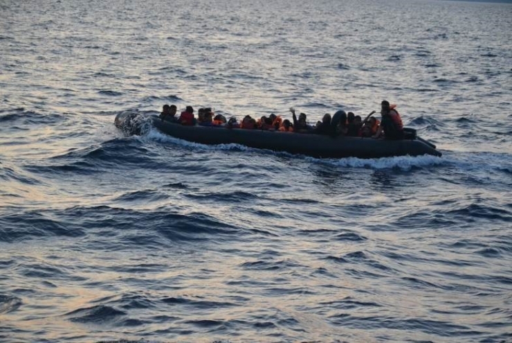 Ayvalık’ta 40 Düzensiz Göçmen Yakalandı