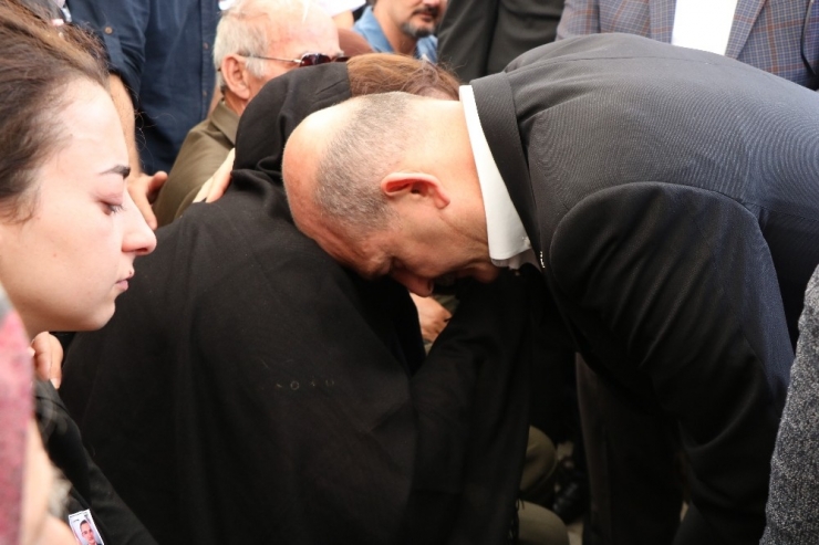 Şehit Binbaşı Son Yolculuğuna Uğurlandı