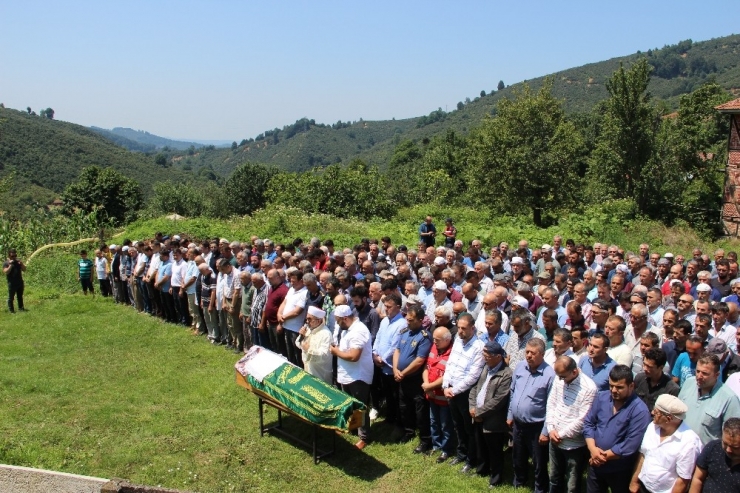 Selde Hayatını Kaybeden Kadın Defnedildi