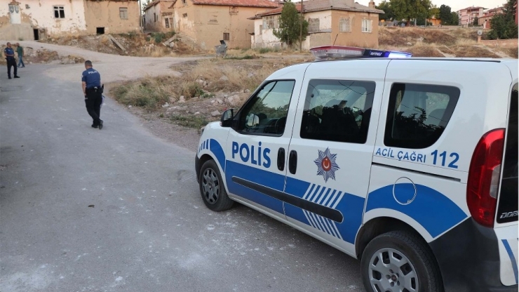 Karaman’da İki Arkadaş Arasında Kavga: 1 Yaralı