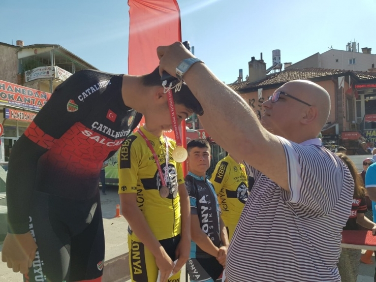 Ilgın Kaplıca Kupası Bisiklet Yarışları Yapıldı