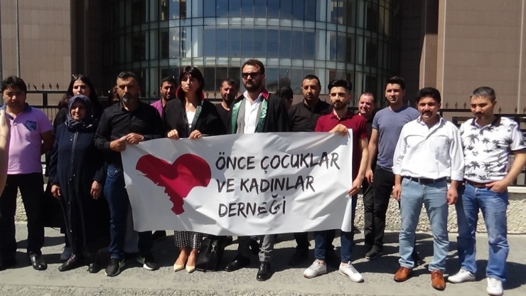 Eşini Ve Kayınbiraderini Öldüren Zanlının Yargılanmasına Başlandı