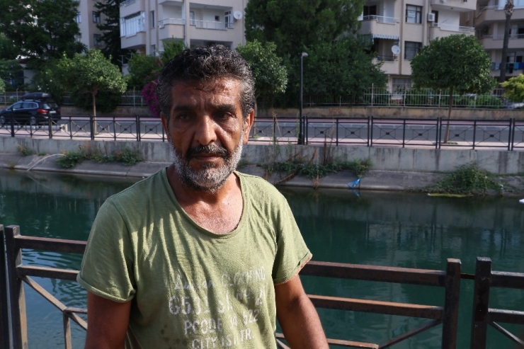 Vatandaşlar Çuval Sandı, Sudan Yaşlı Kadının Cesedi Çıktı