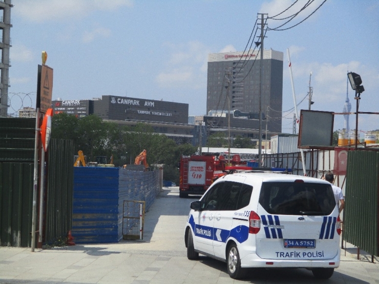 Ümraniye’de 29 Katlı Binada Yangın Paniği