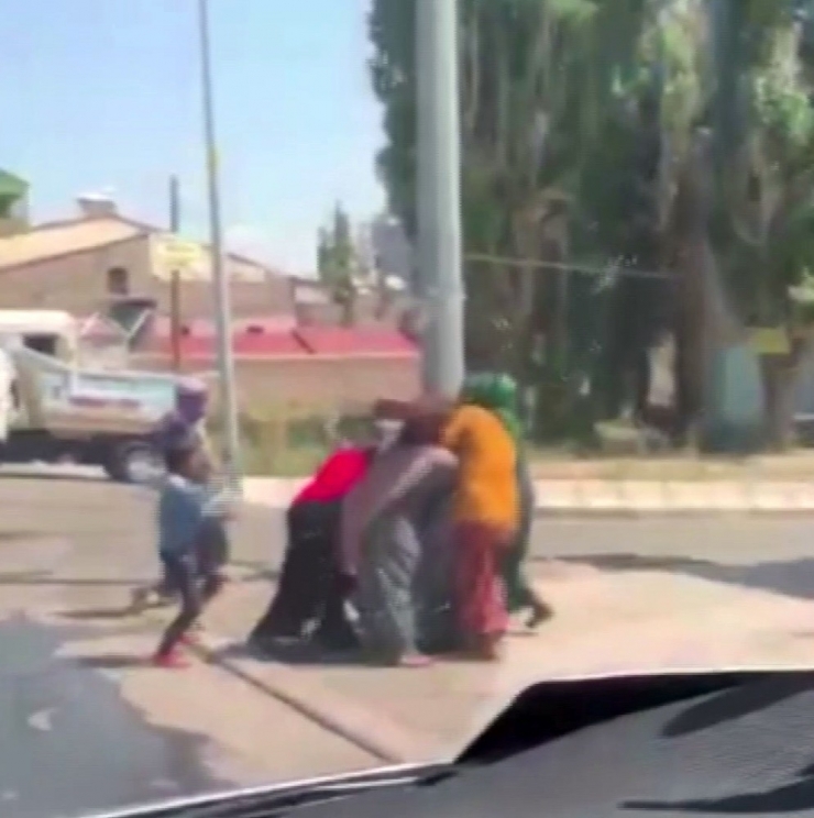 Ağrı’da Dilencilerin Yer Kavgası