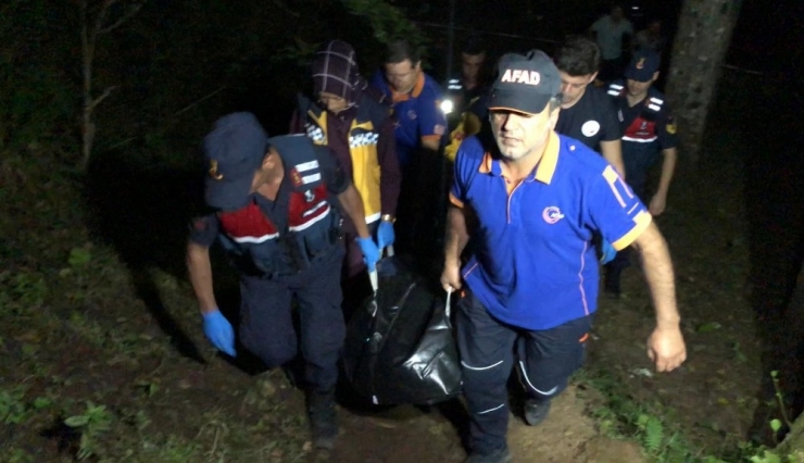 Serinlemek İçin Göle Giren 2 Kuzen Boğularak Hayatını Kaybetti