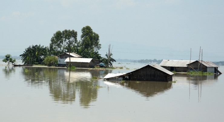 Hindistan’daki Selde Ölü Sayısı 150’yi Aştı