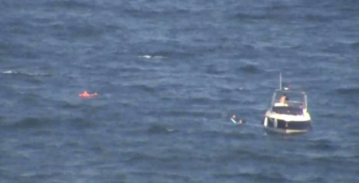 Tekne Alabora Oldu, 4 Kişi Kurtarıldı