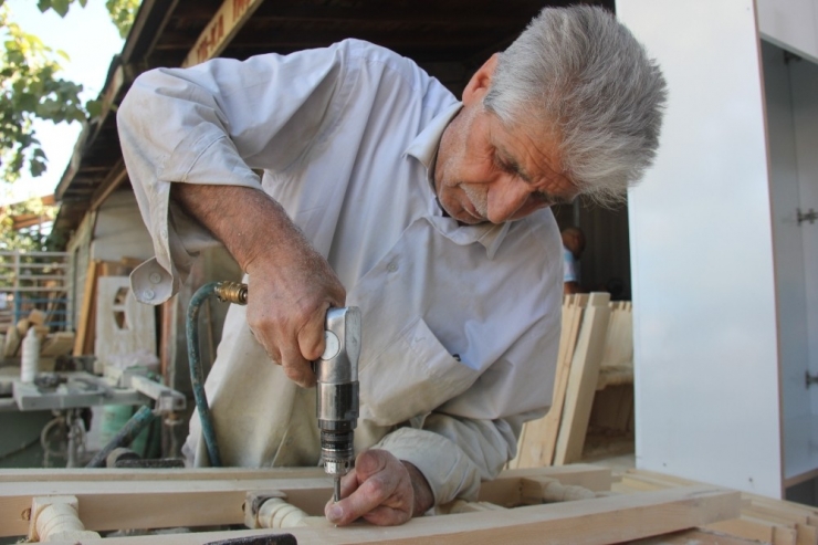 Kıbrıs Gazisinin Azmi Örnek Oluyor