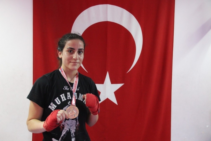 Boksçu Gizem’in Yeni Hedefi, Avrupa Şampiyonluğu