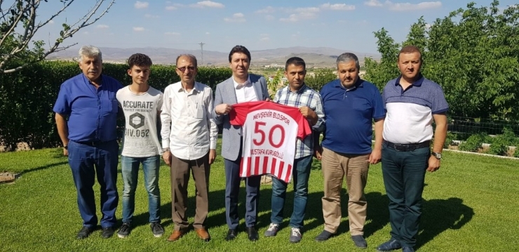2.lig Yolunda Nevşehir Takımına Sahip Çıkıyor