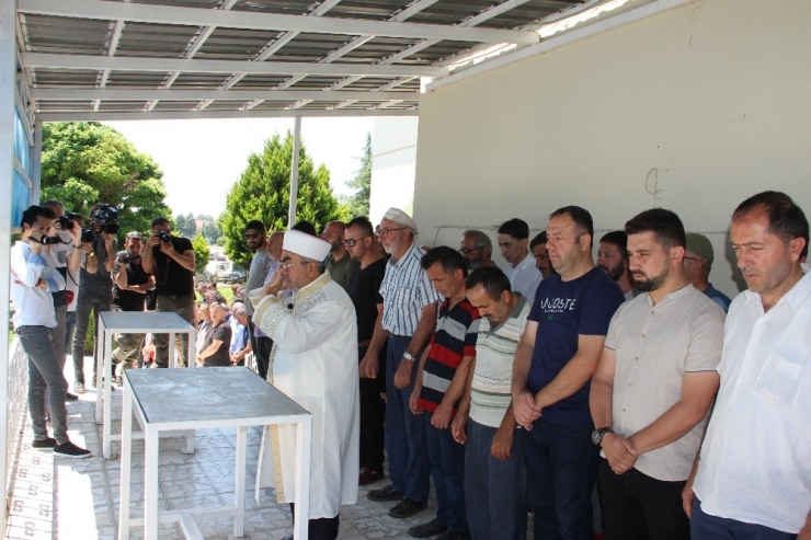 Selden 4 Gün Sonra Bulunan Cengiz Töngel Toprağa Verildi