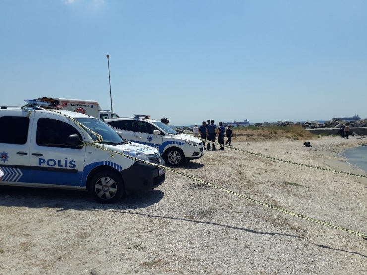 Yeşilköy’de Denizde Kaybolan Gencin Cesedine Ulaşıldı