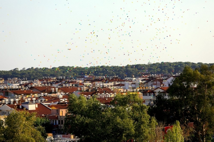 Manavgat’ta Sevgi Dostluk Ve Barışa 5 Bin Balon