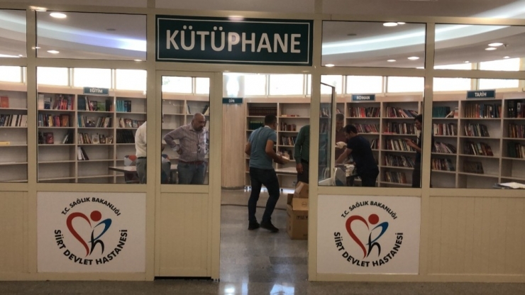 İstanbul’dan Siirt’te 400 Kitap Gönderildi