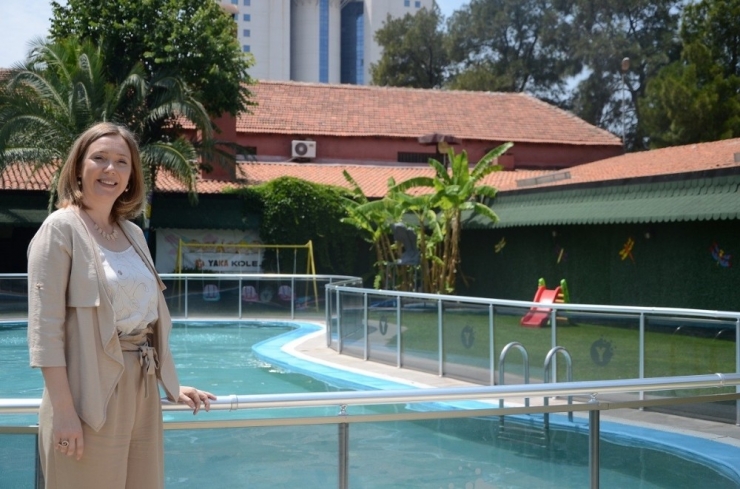 Bayraklı’nın Yeni Koleji 12 Ay Hizmet Verecek