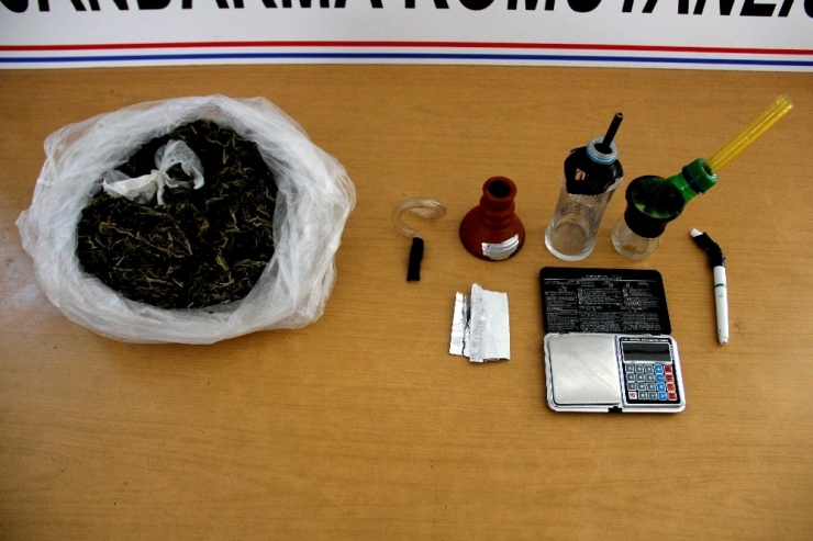 Jandarma Sarıgöl’de Uyuşturucuya Geçit Vermiyor