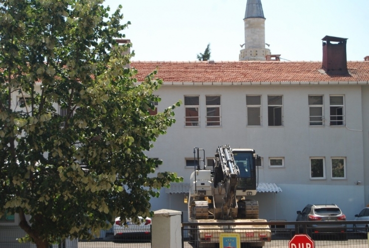 Kepçeyle Define Arayan 6 Kişiye Suçüstü