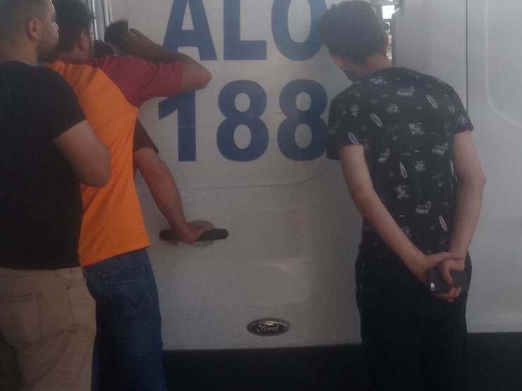 Deponun Çatısından Düşen Genç Hayatını Kaybetti