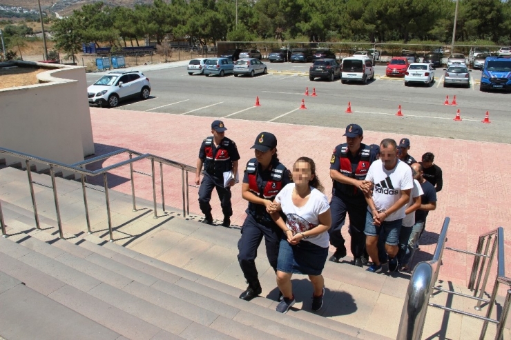 İnsan Kaçakçıları Kıskıvrak Yakalandı