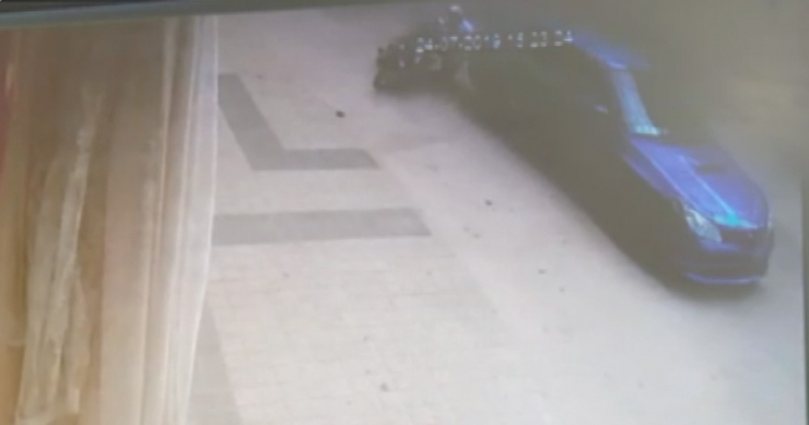 Şarjlı Bisiklet İle Otomobil Böyle Çarpıştı