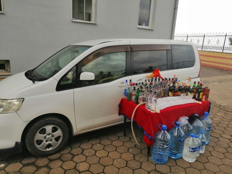 Fatsa’da Kaçak İçki Üretimine Baskın: 2 Yabancıya Gözaltı