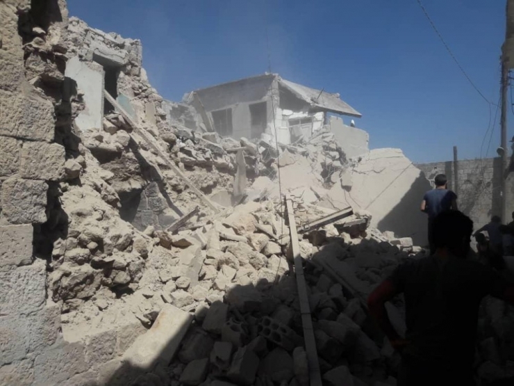 Rus Ve Rejim Uçakları İdlib’i Vurdu