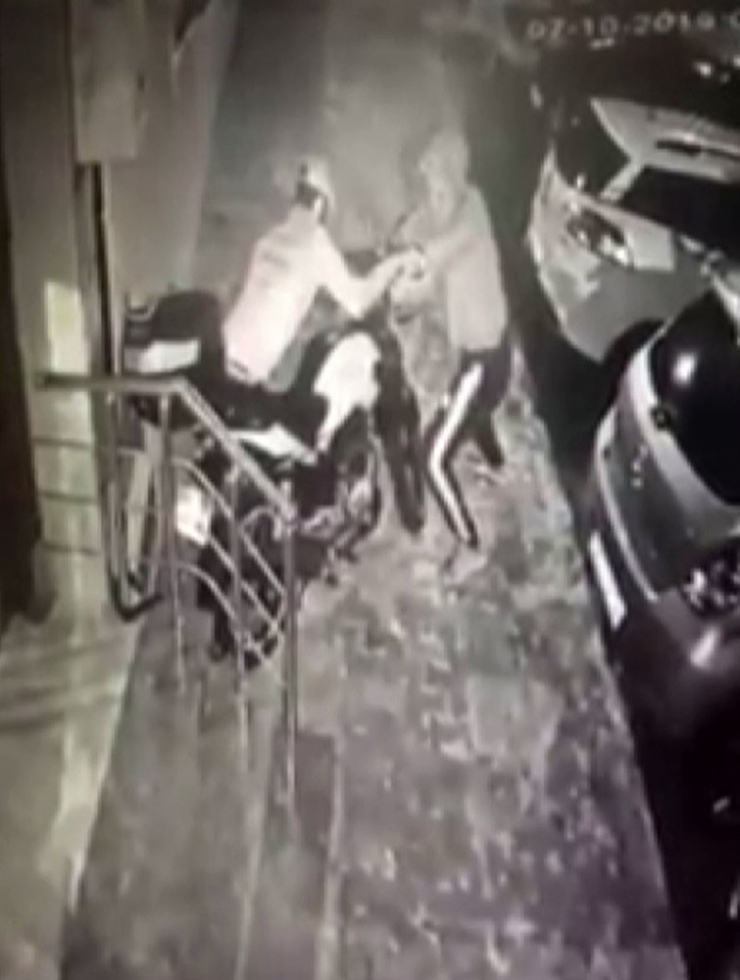 Demir Kesme Makasıyla 3 Motosikleti Çaldılar